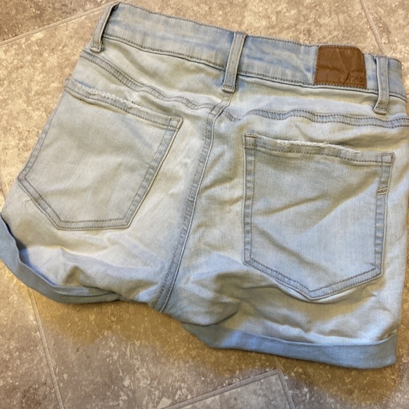 Aeropostale High Rise Midi Shorts Size 2 - Picture 4 of 8